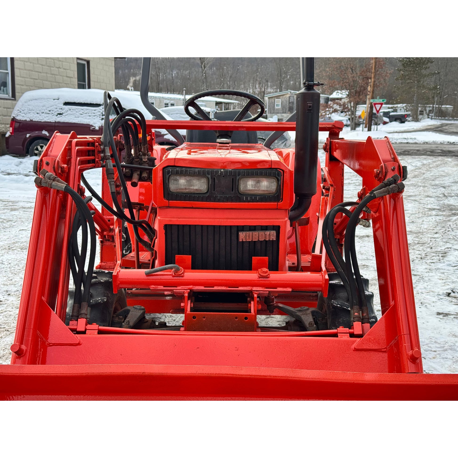 1987 Kubota B8200 HST 4WD Tractor | Only 205 Hours!!!